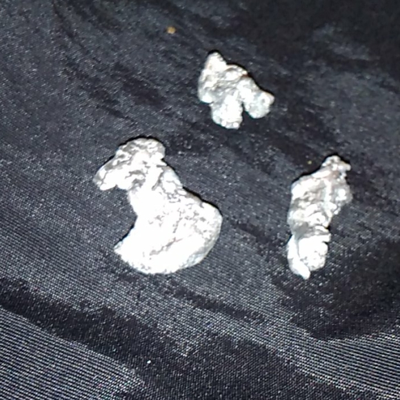 1.94 grams Palladuim Gold Nuggets .9999 pure - Picture 7 of 7